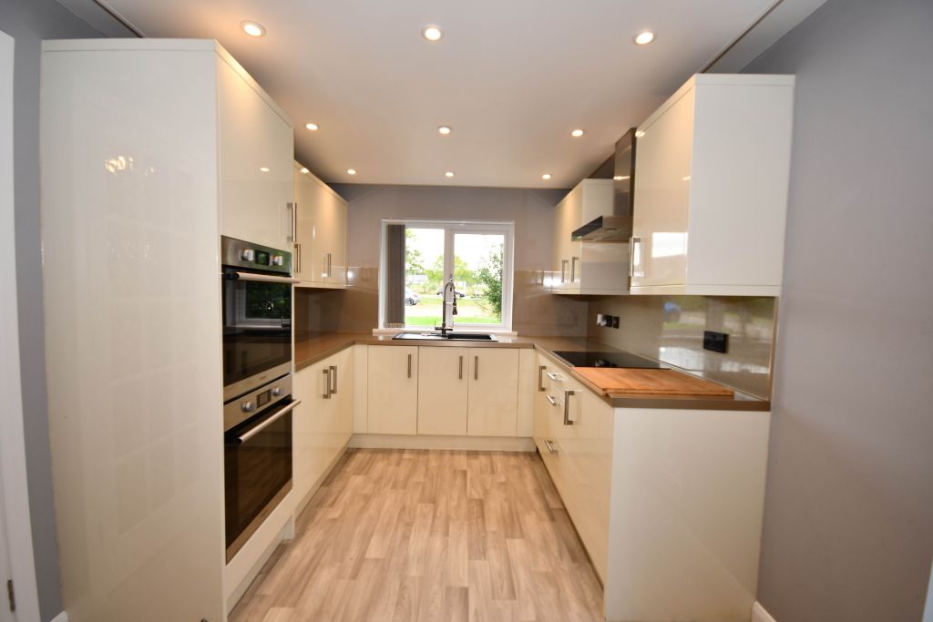 Property photo 1 of 12 Photo