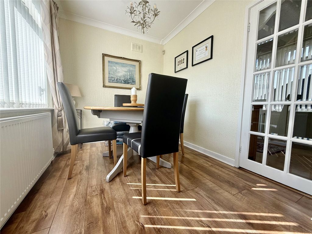 Property photo 3 of 15 Picture No. 14
