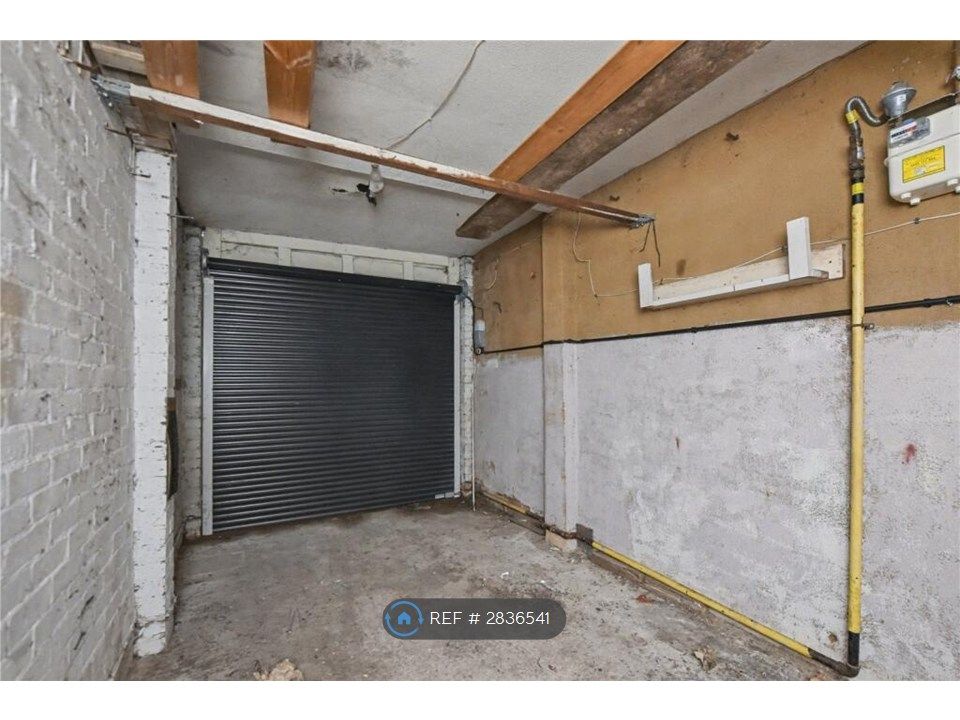 Property photo 3 of 3 Internal Garage
