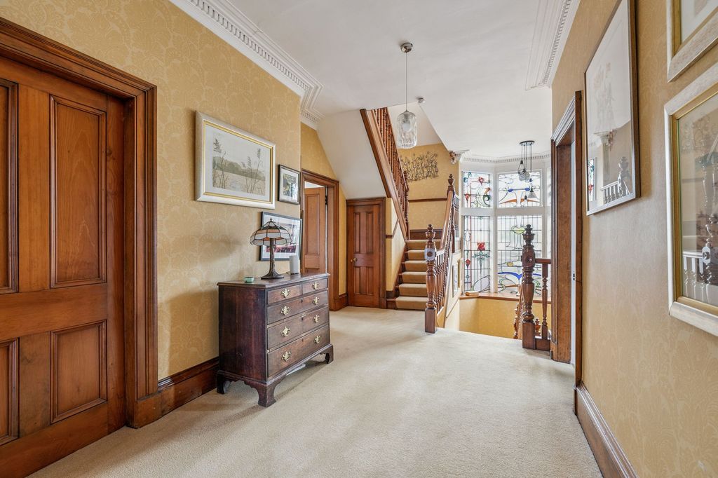 Additional image 29 of 5 bed detached house for sale17 Monreith Road, Newlands, Glasgow G43