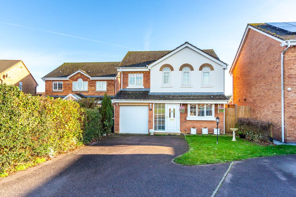 Property photo 1 of 18 Front