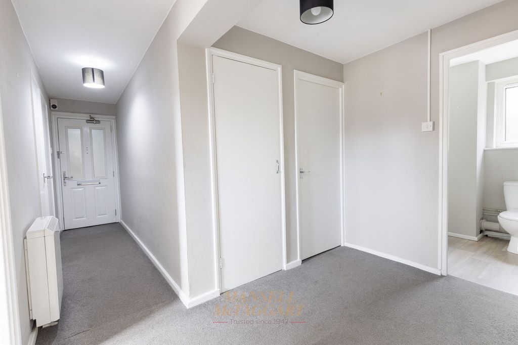 Additional image 11 of 2 bed flat for saleNewlands Crescent, Birch House Newlands Crescent RH19