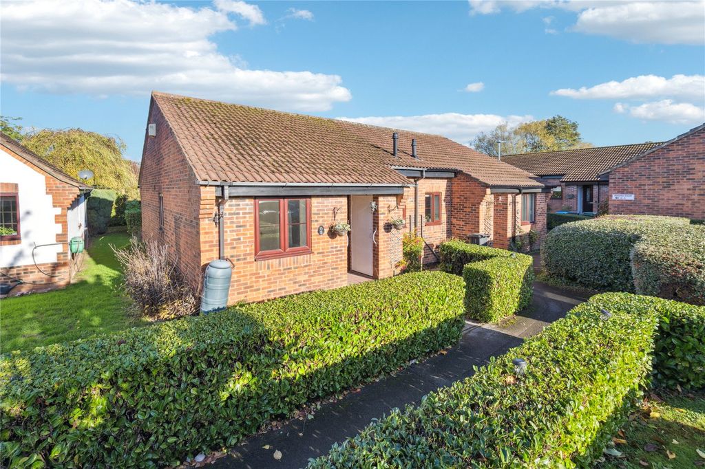 Property photo 1 of 15 Front