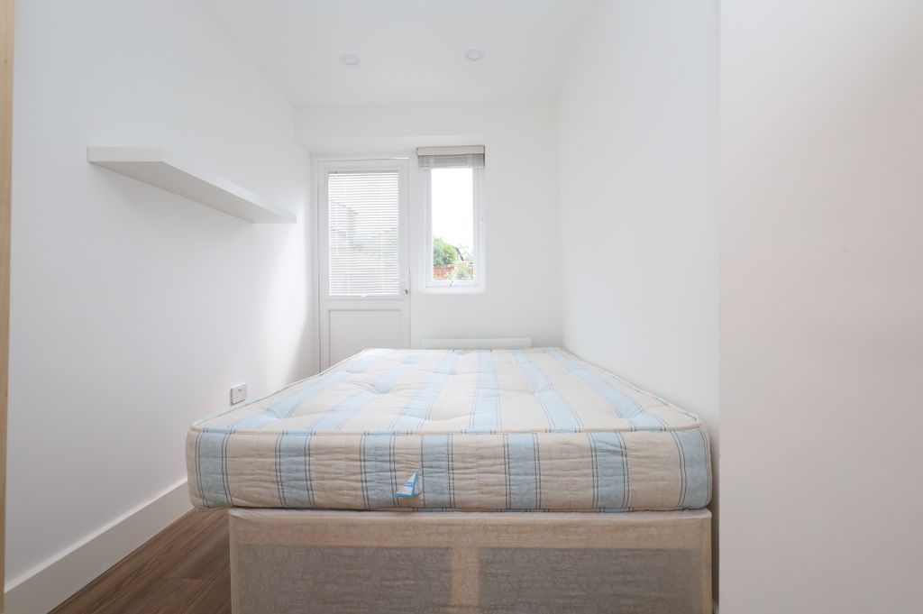 Property photo 1 of 4