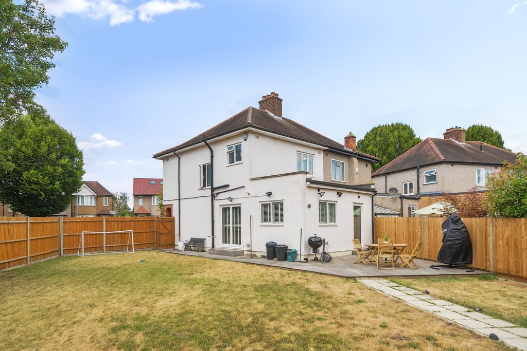Property photo 2 of 21 1325659-7-68779Cf...