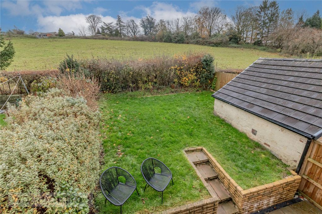 Property photo 3 of 27 Picture No. 41