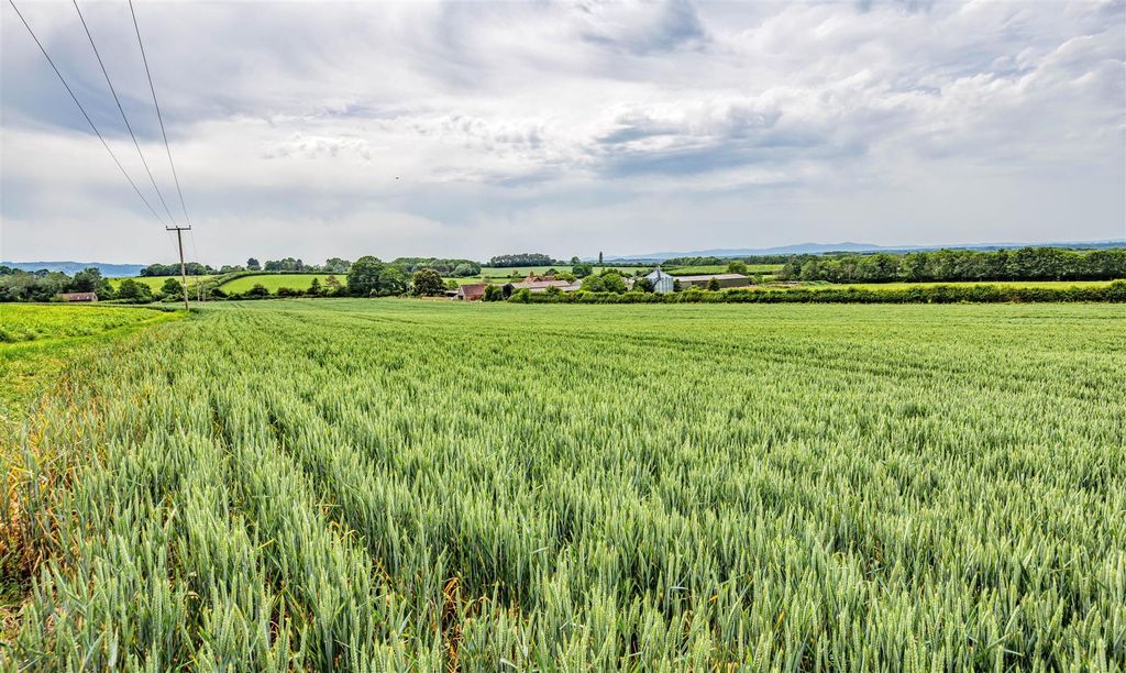 Additional image 40 of 6 bed farmhouse for saleLot 1 - Hill Court Farm, Pershore, Worcestershire WR10
