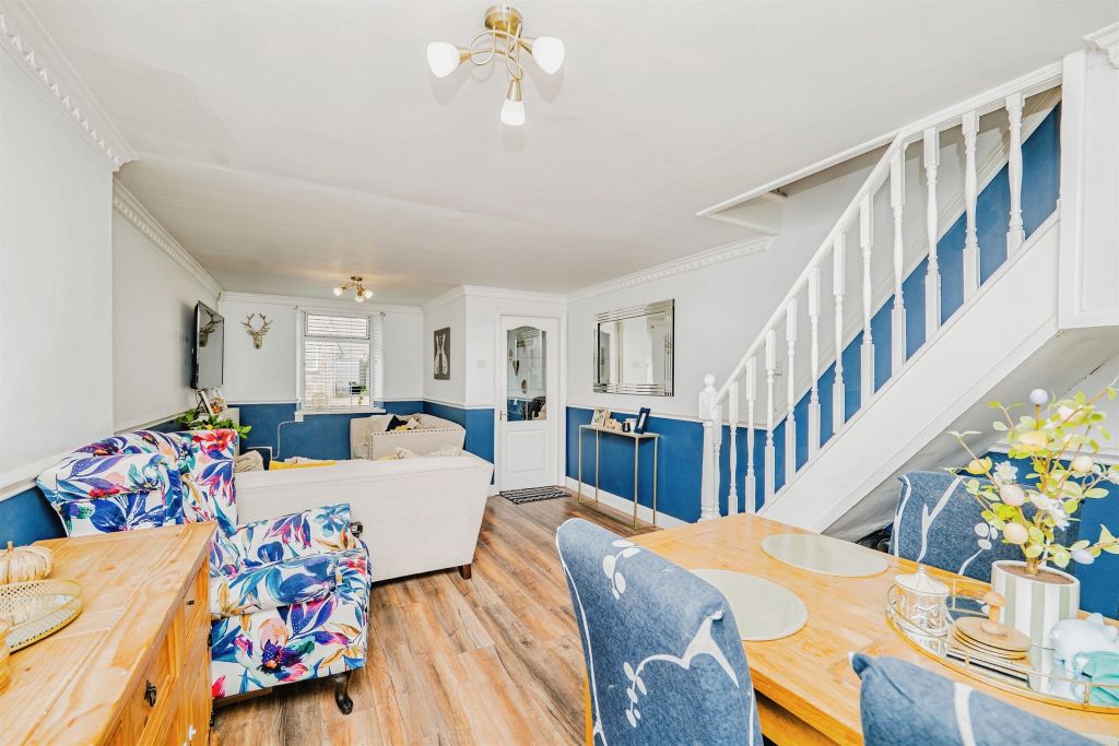 Property photo 3 of 22