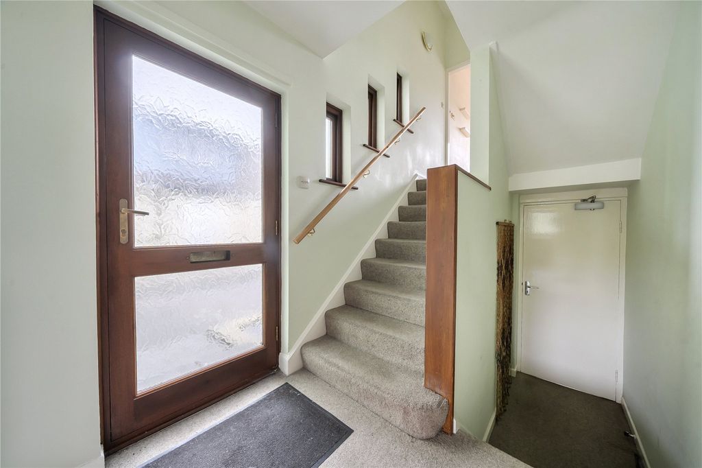 Property photo 2 of 16 Picture No. 05