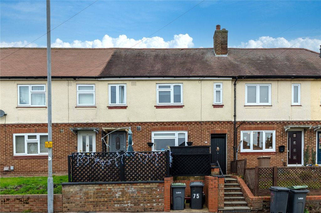 Property photo 2 of 24 Picture No. 27