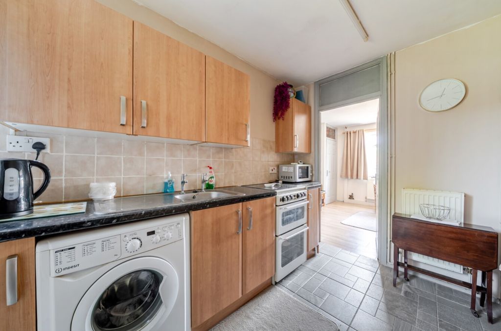 Property photo 3 of 10 1467845-6-6A15932c0Fedb