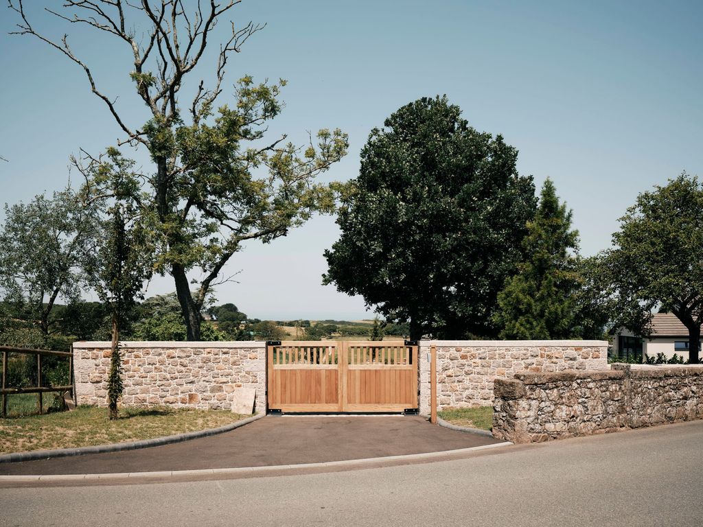 5 bed detached house for saleCol Du Pre, Trinity JE3 photo 5
