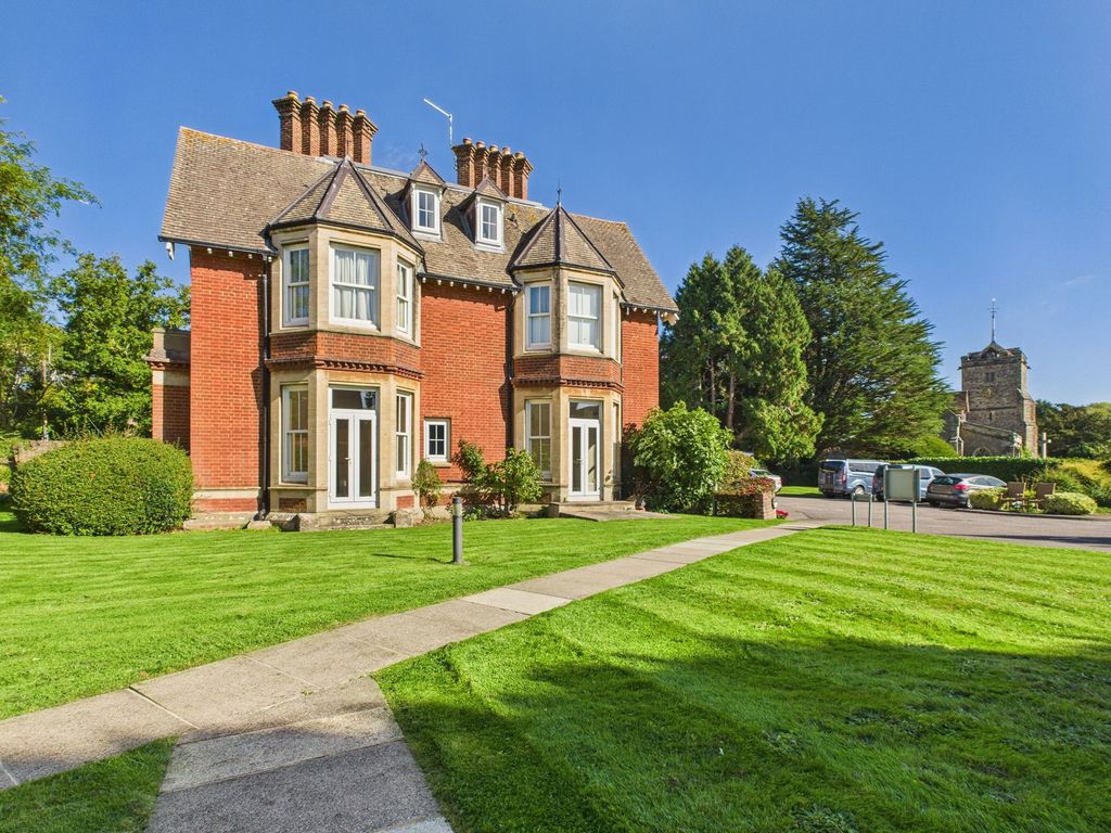 Property photo 2 of 9