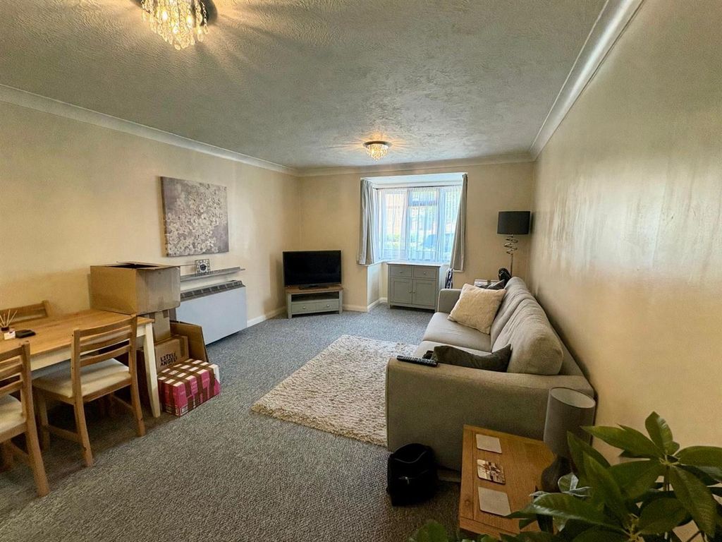 Property photo 2 of 13 Living Room