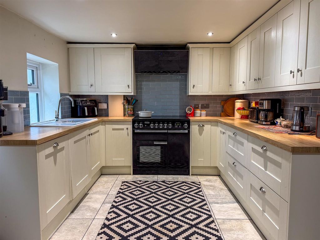 Property photo 3 of 34 Ballamenagh Cottage, Abbeylands (3).Jpg