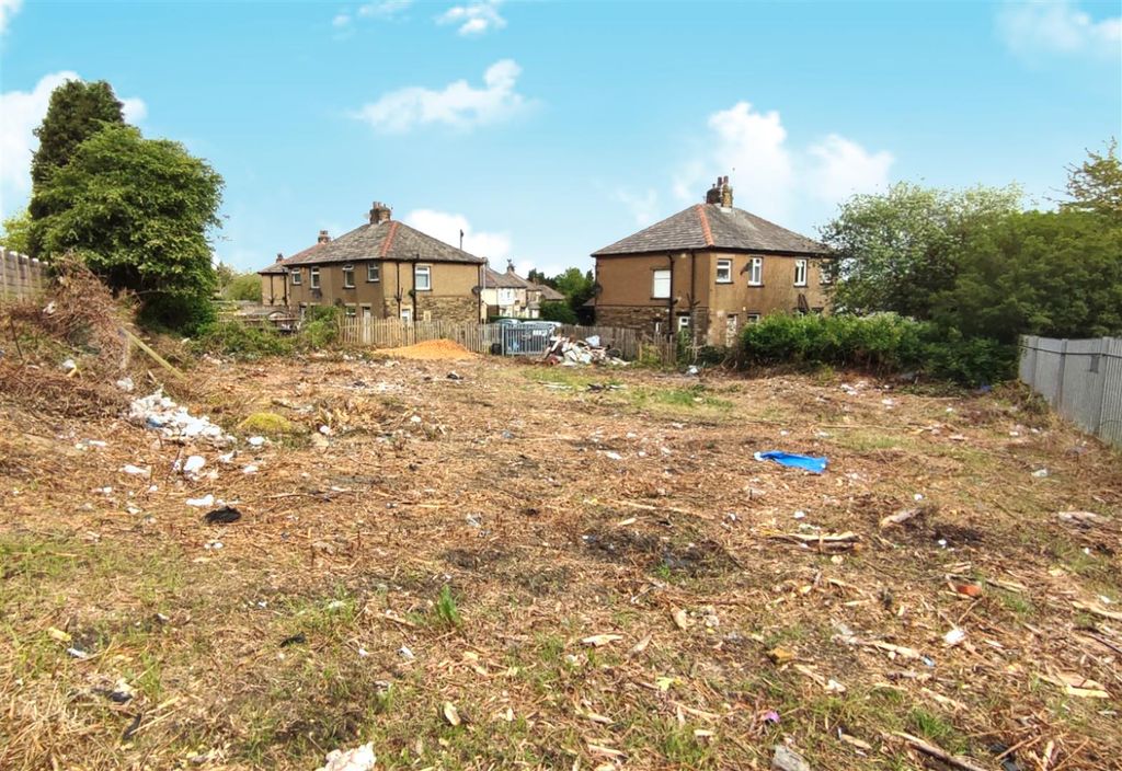 Property photo 1 of 9 Land