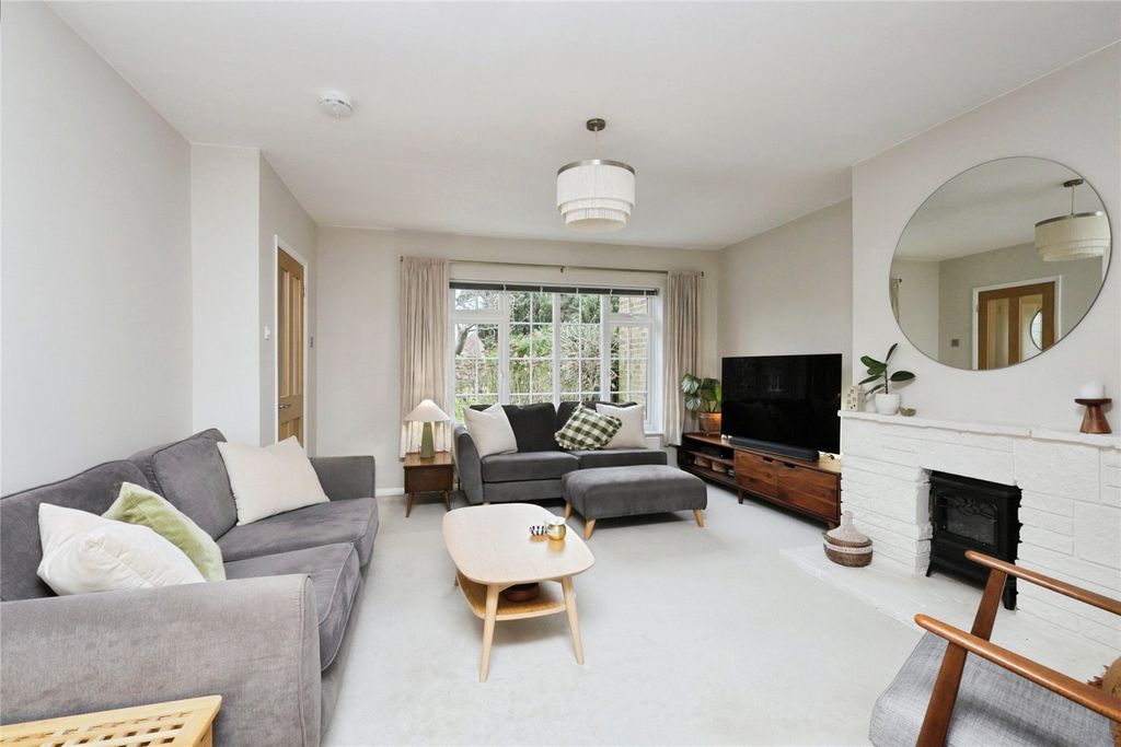 Property photo 2 of 23 Picture No. 14