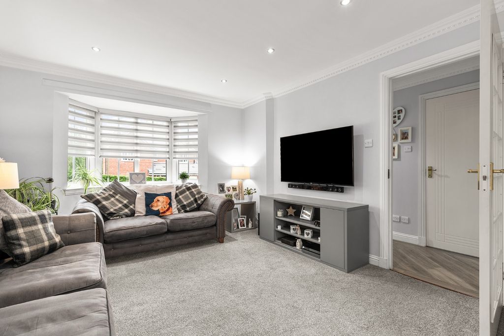 Property photo 2 of 39 4418864