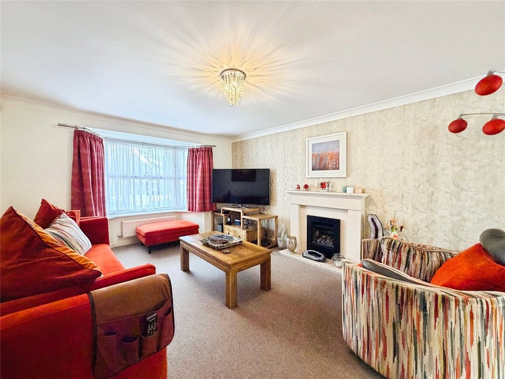 Property photo 2 of 24 Picture No. 39