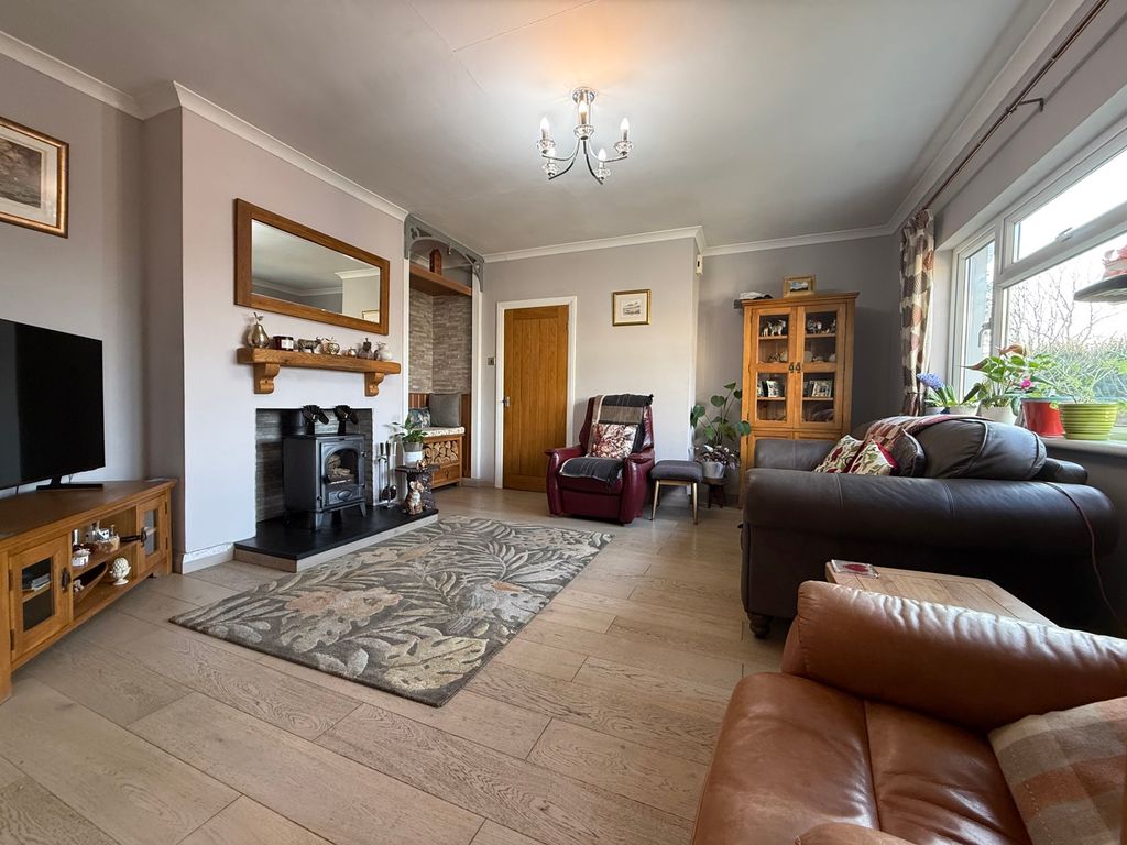 Property photo 3 of 17 Photograph