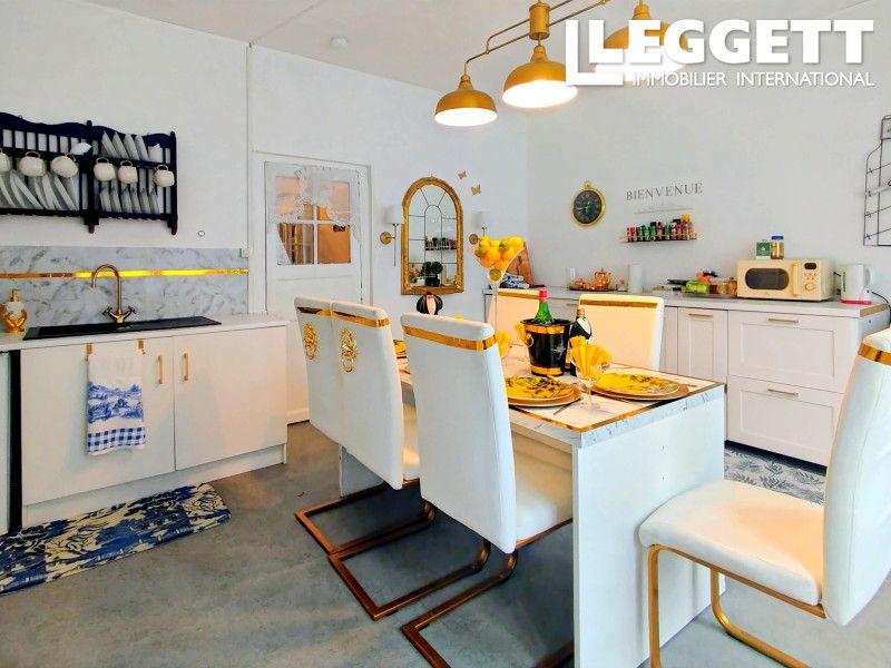 Property photo 2 of 10