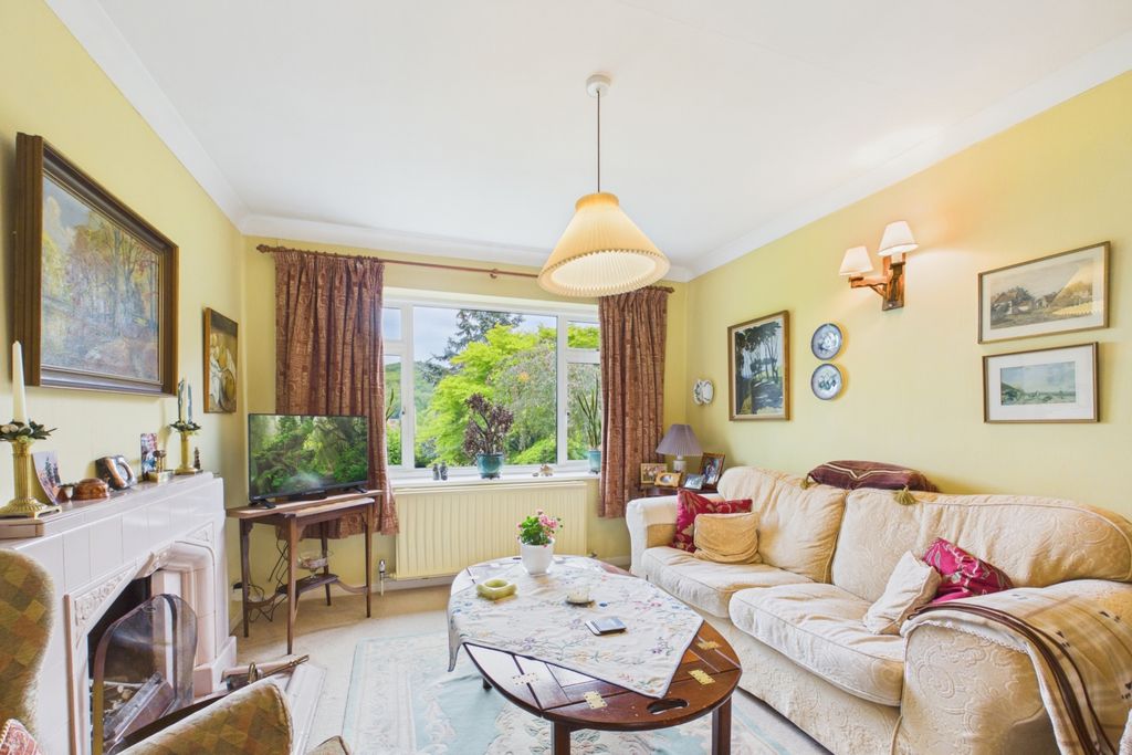 Property photo 2 of 31 Picture No. 61