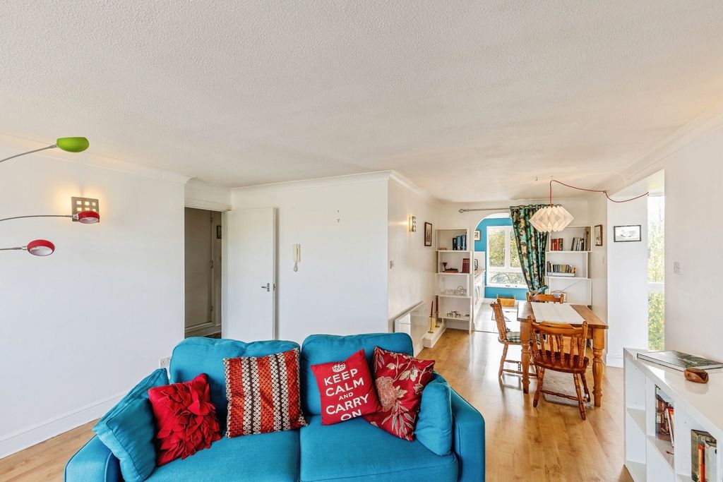 Property photo 1 of 12 Pbox-Img.Jpg