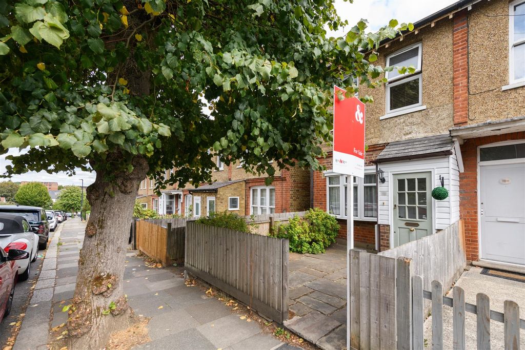 Property photo 1 of 15 Chelmsford 14.Jpg