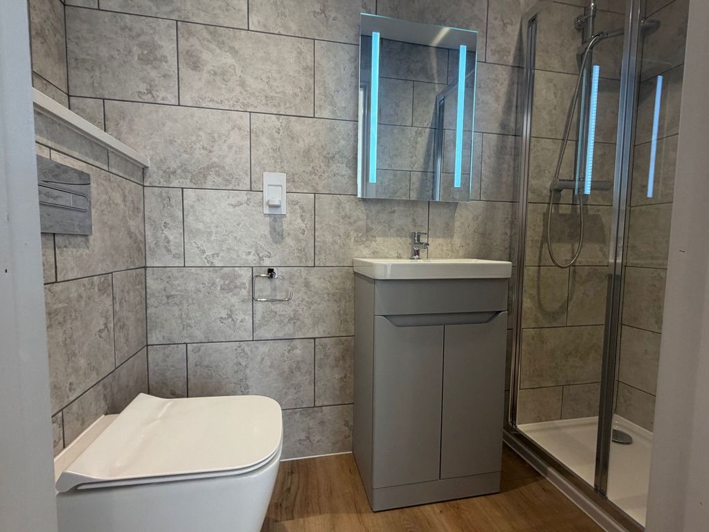 Additional image 5 of 1 bed flat to rentThe Luxe Loft 15 The Homend, Ledbury, Herefordshire HR8