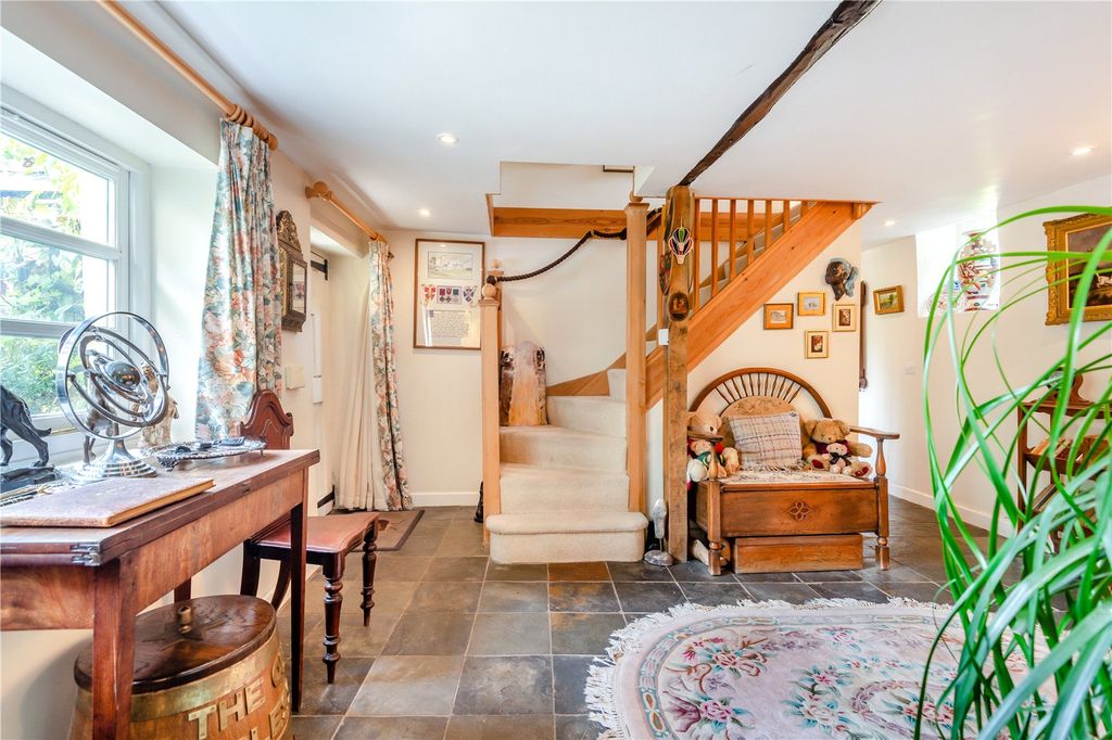 Property photo 3 of 15 Hallway