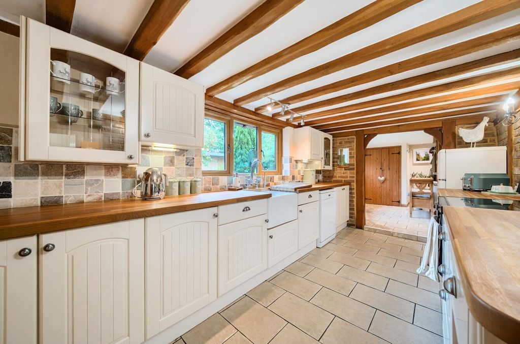 Property photo 2 of 33 1332166 (16).Jpg