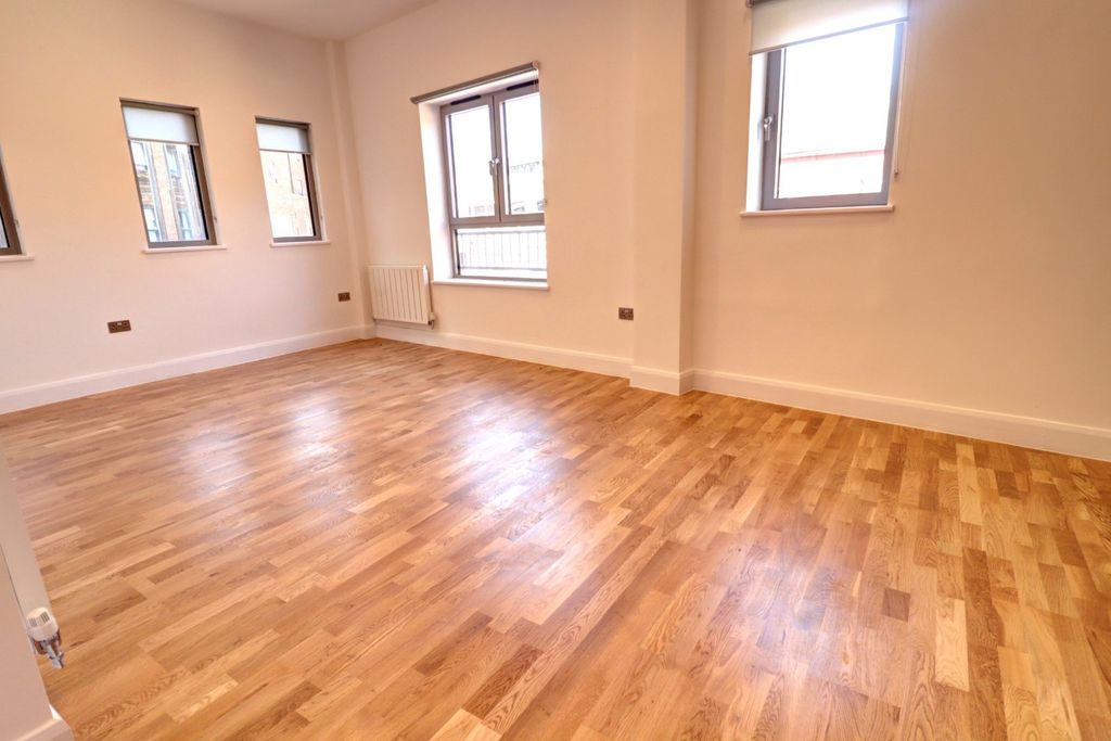 Property photo 2 of 5 Picture No. 02