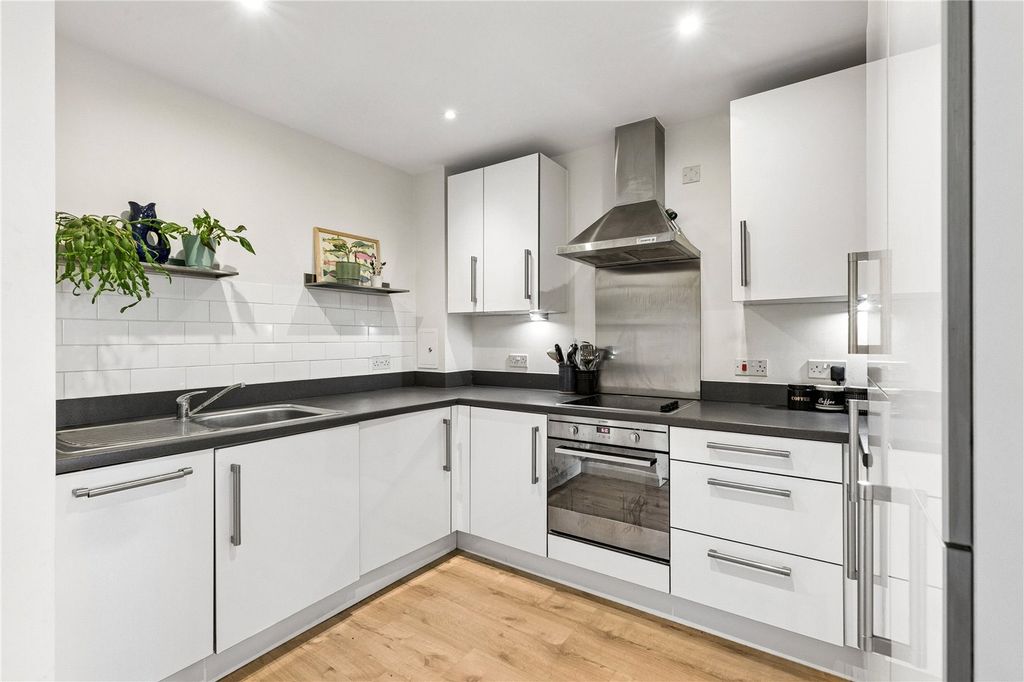 Property photo 3 of 12 Picture No. 05