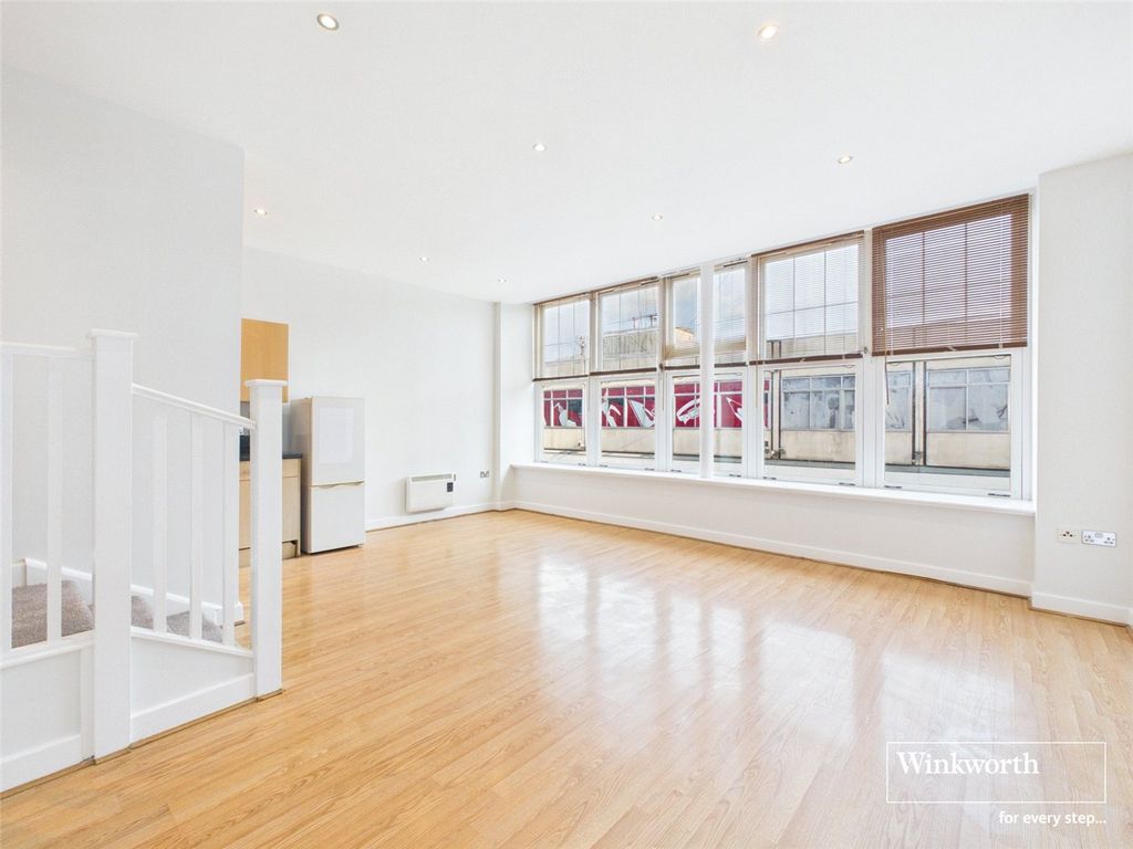 Property photo 3 of 10 Picture No. 05