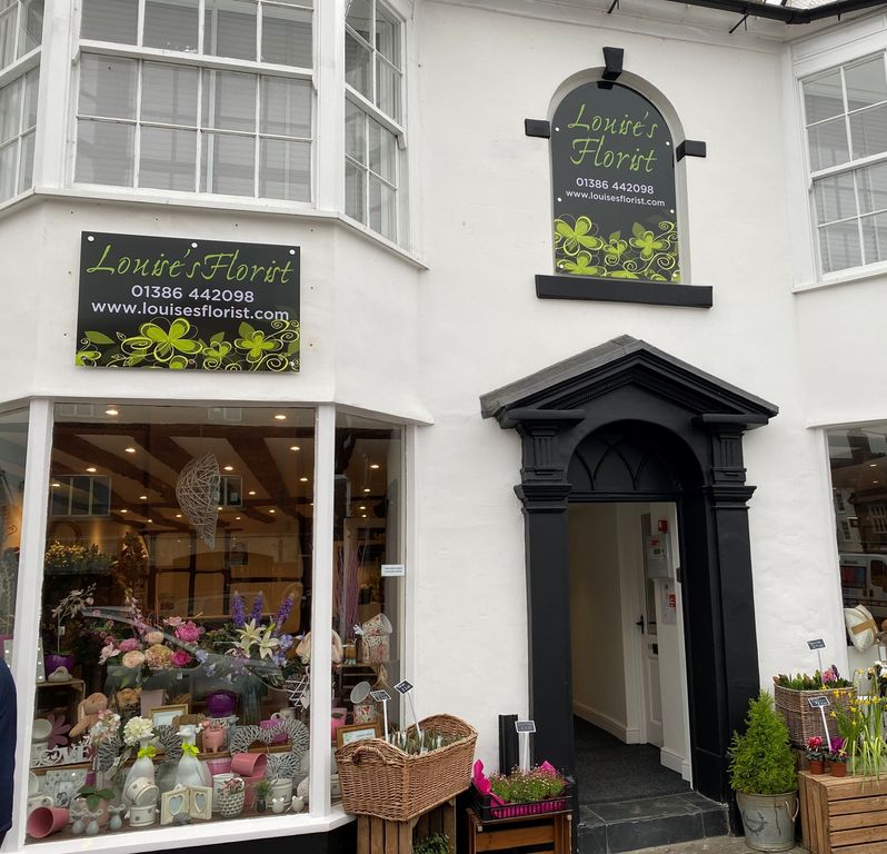 Property photo 1 of 1