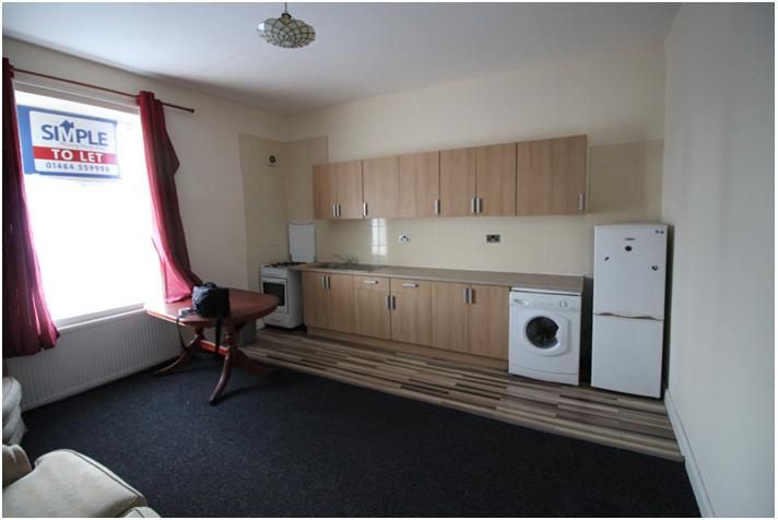 Property photo 3 of 7 Kitchen-Diner