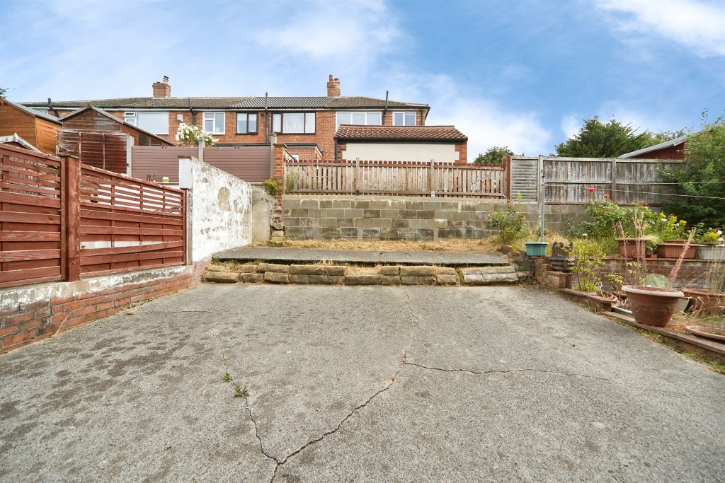 Property photo 2 of 18