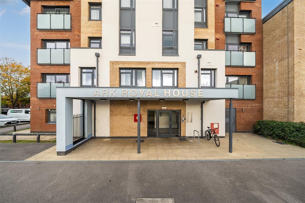 Property photo 1 of 10 1374585-3-69035169Ebfc4-Arw.Jpg