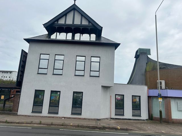 Property photo 1 of 12