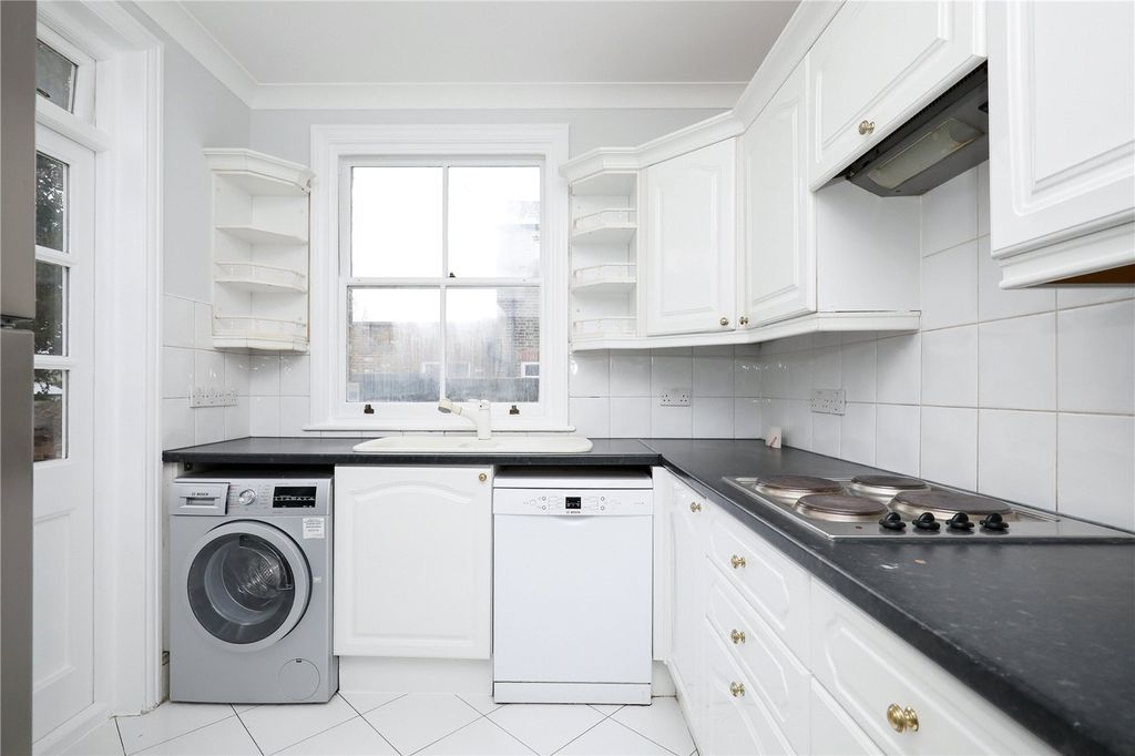 Property photo 3 of 19 Picture No. 04