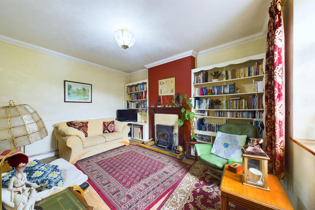 Property photo 3 of 25