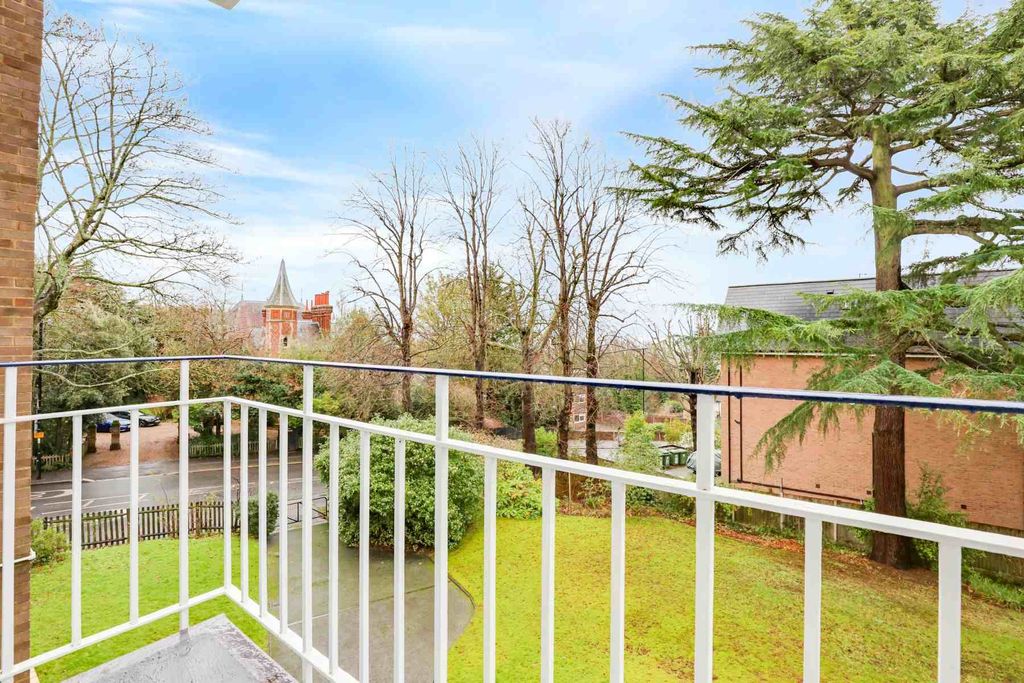 Property photo 2 of 12