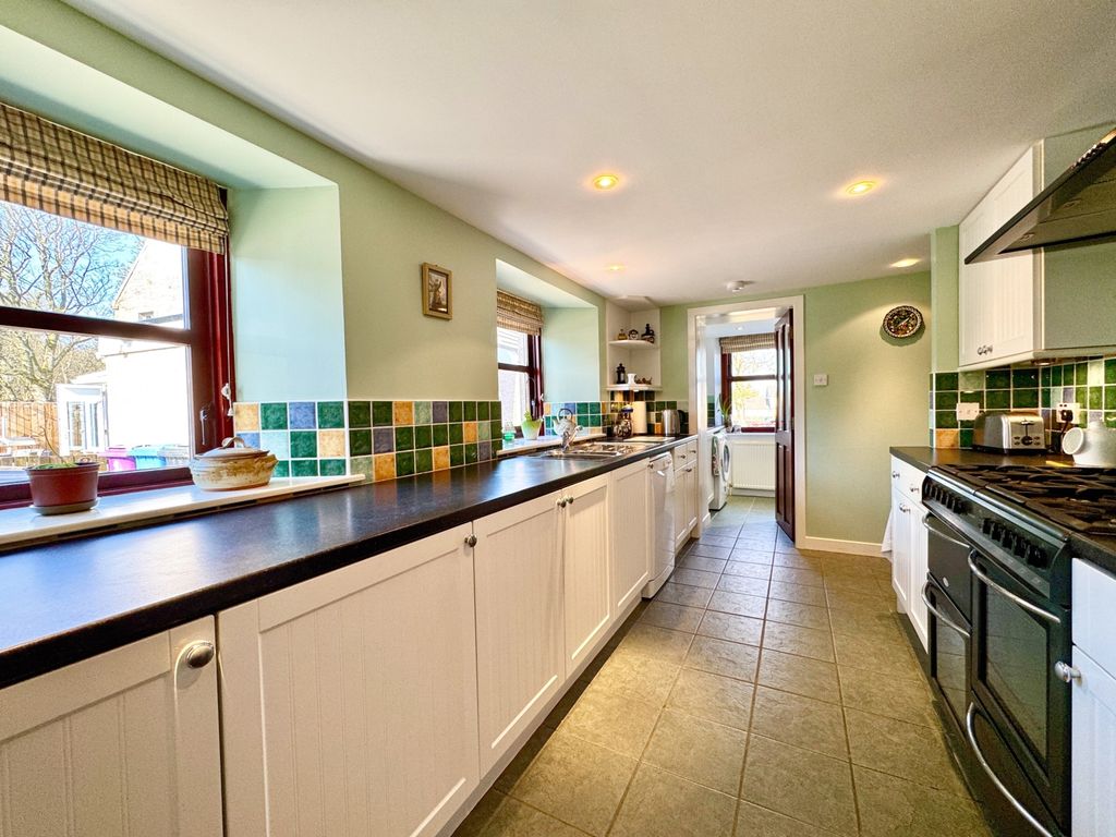 Property photo 3 of 40 Img_3656