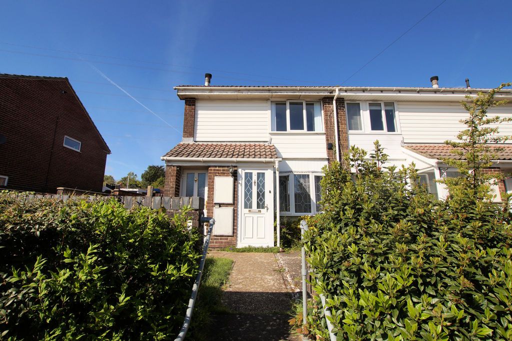 Property photo 1 of 16 Front