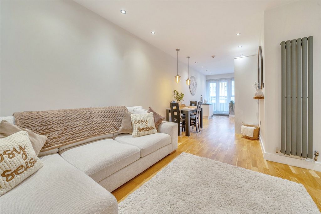 Property photo 3 of 15 Picture No. 10