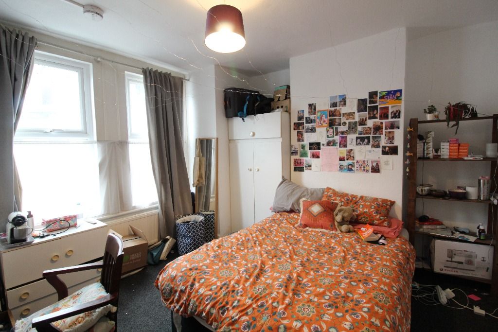 Property photo 3 of 5