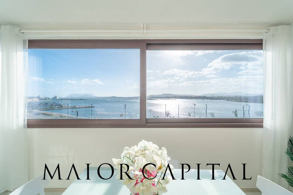 Property photo 2 of 26