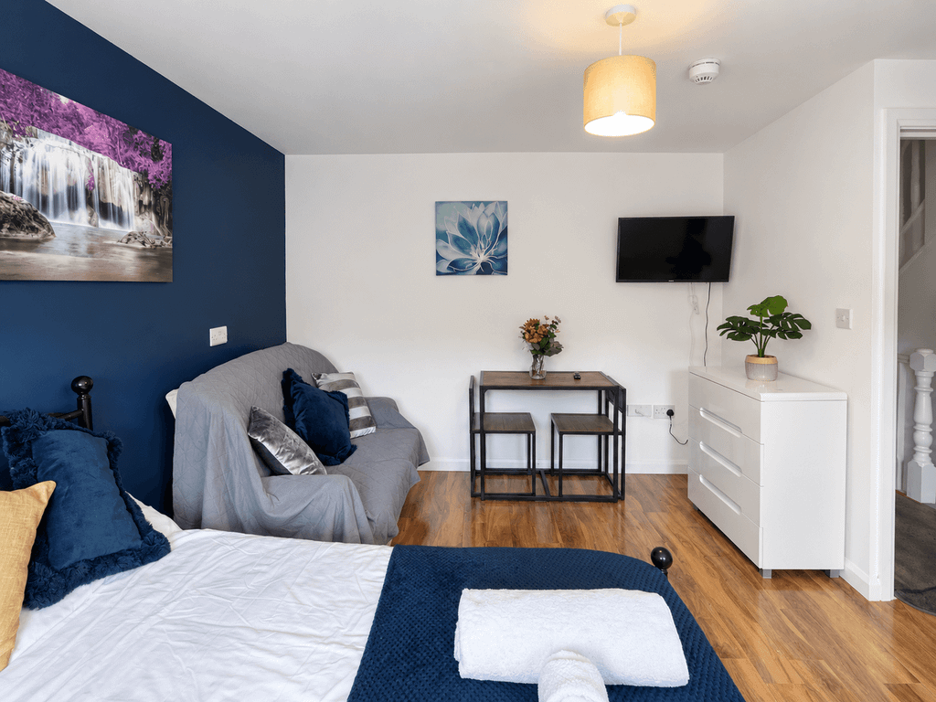 Property photo 1 of 4 Double Bedroom To Rent