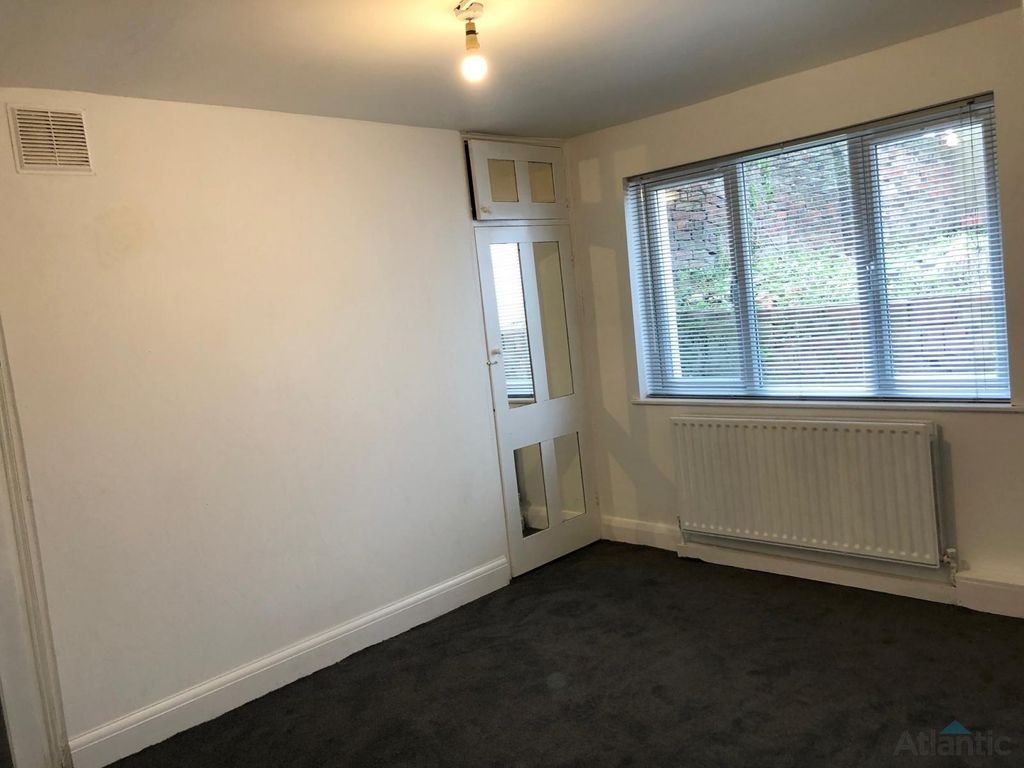 Property photo 2 of 7 Gallery