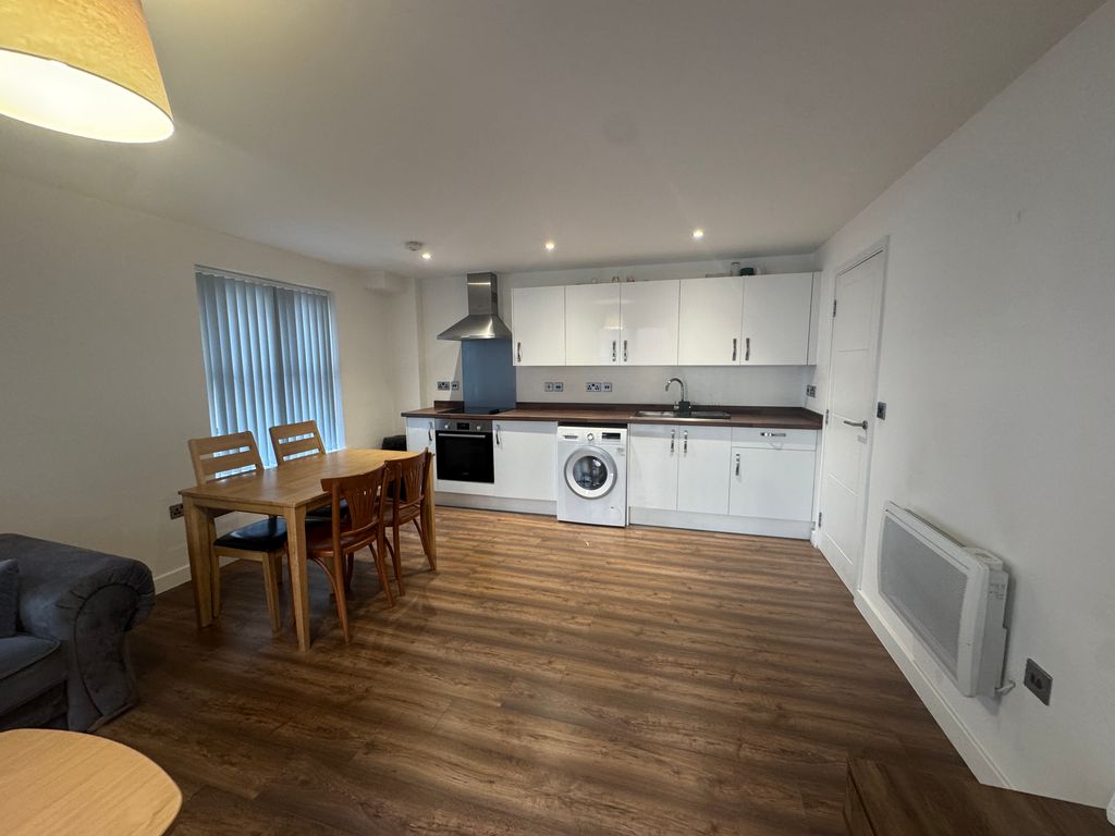 Property photo 3 of 10 Front